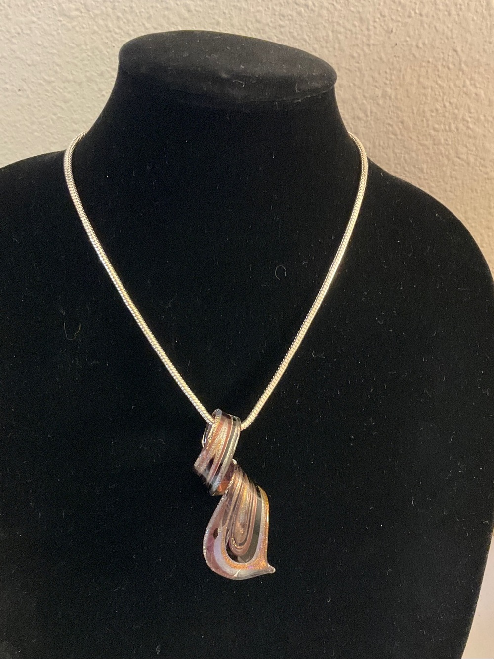 Murano-Style Art Glass Pendant Necklace